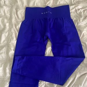 NVGTN Cobalt solid seamless gym leggings